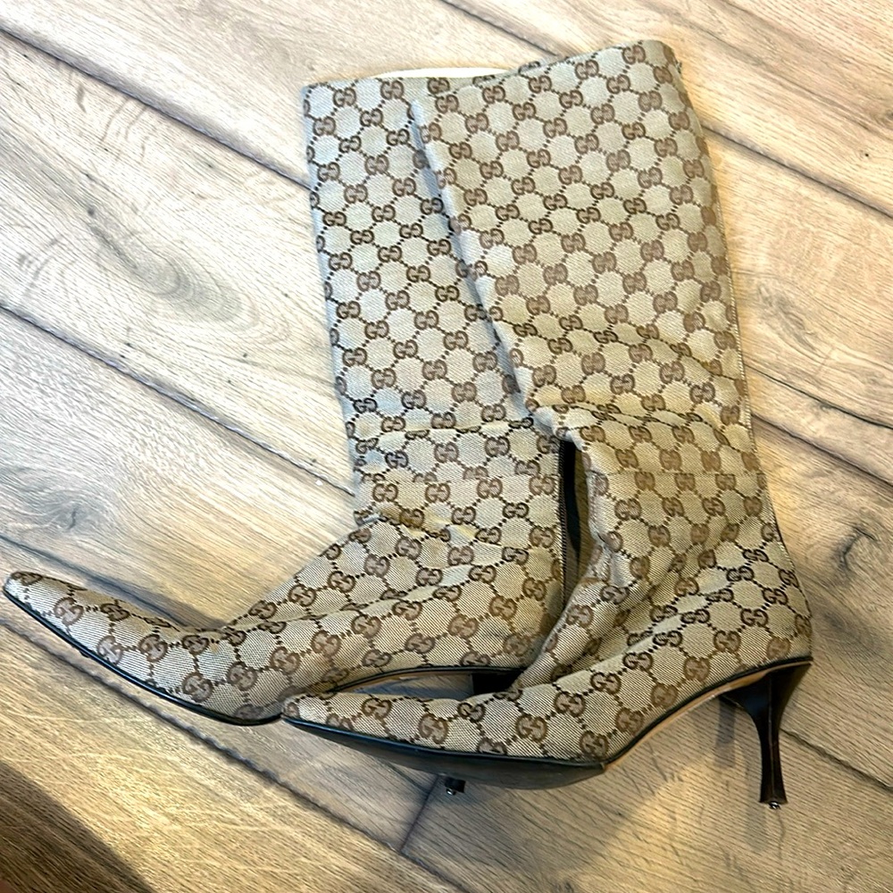 Monogram Gucci kitten heel boots